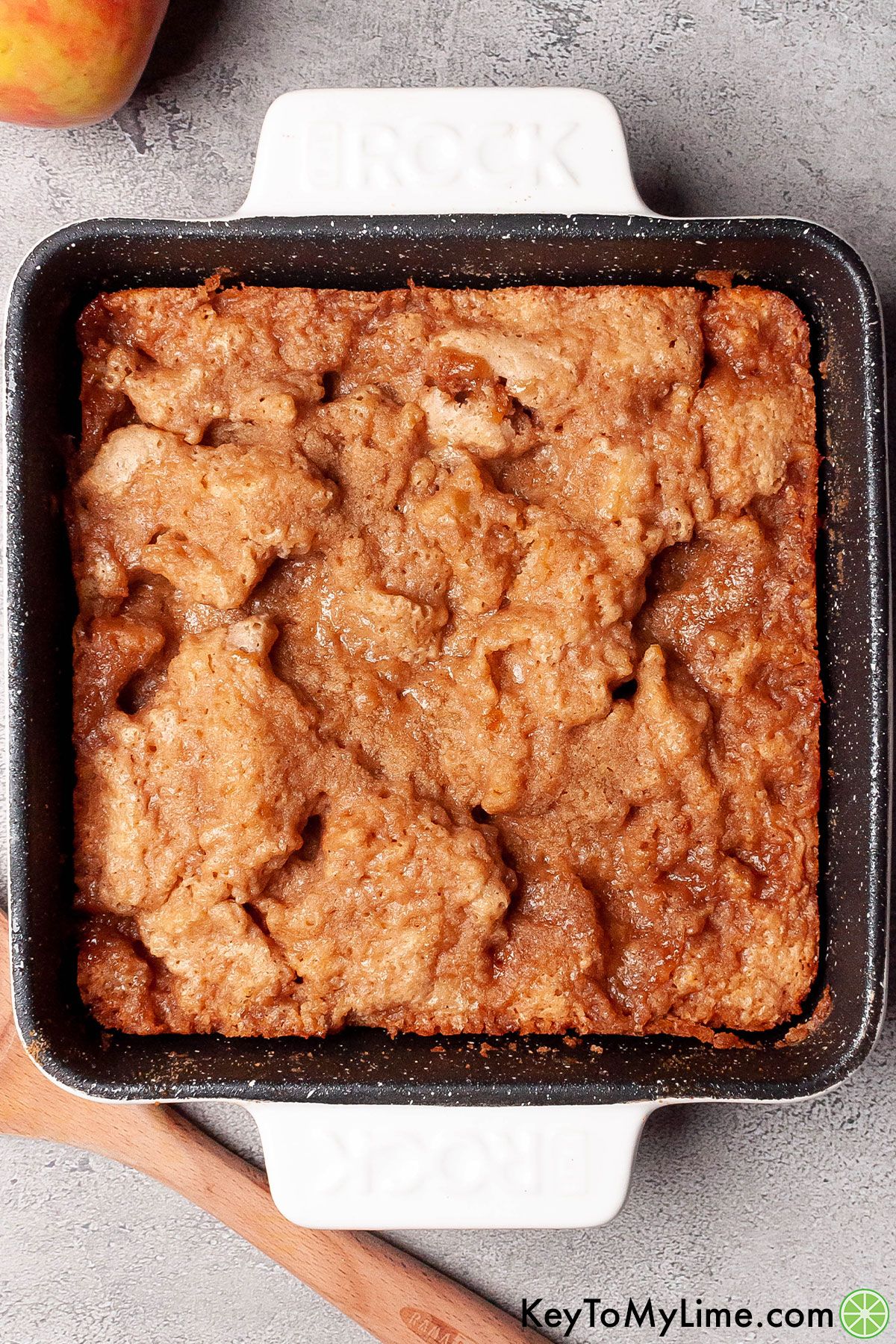 The best Bisquick coffee cake with cinnamon streusel topping.